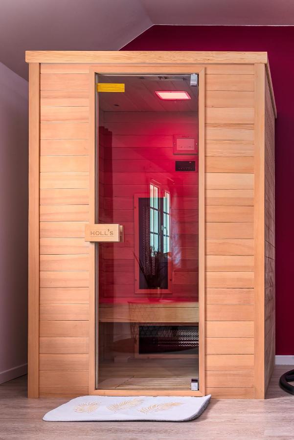 Suite L'Echappee - Maison Romantique - Spa & Sauna Privatif- Pole Dance - Lit Rond Avec Miroir Au Plafond Pezarches Exteriör bild